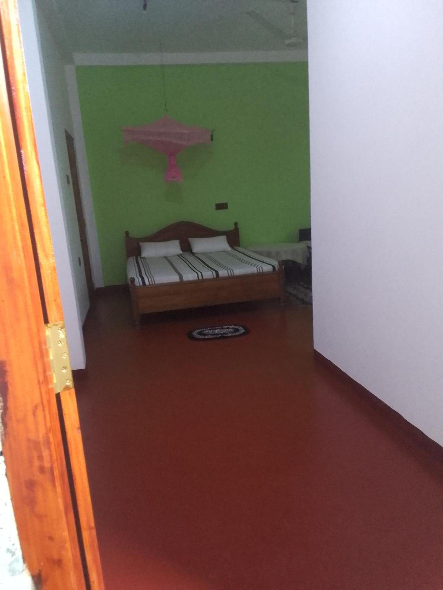 Margosa Guesthouse Mirissa Room photo